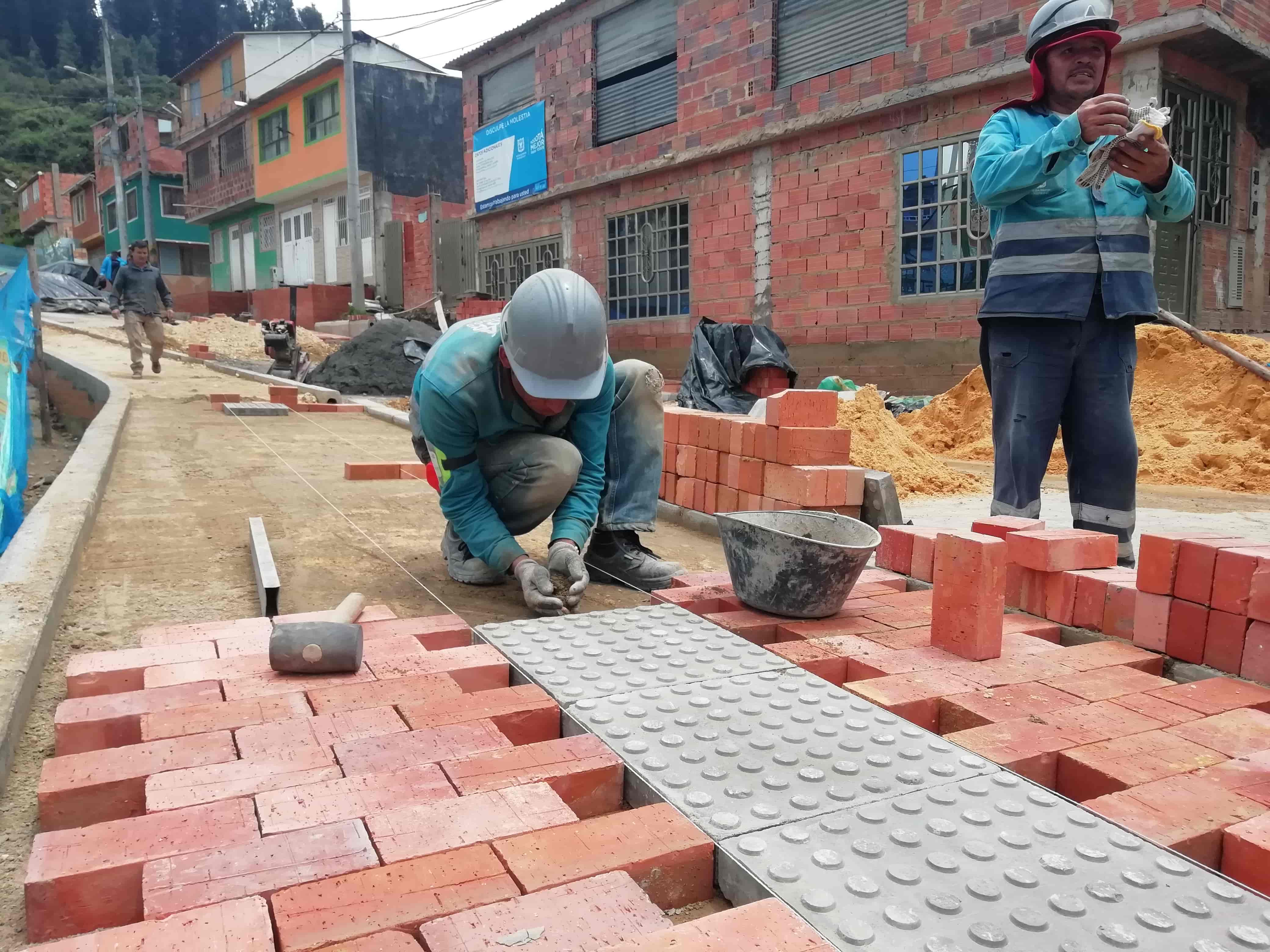 42 obras más para Bogotá