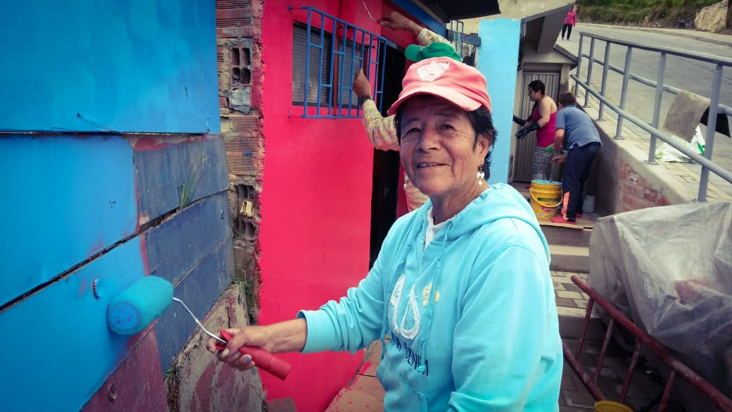 Pintamos de color la vida de 50 hogares en las localidades de Usaquén y Usme