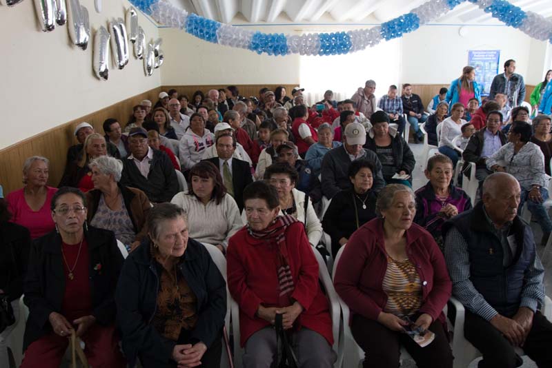 8.000 personas beneficiadas con la entrega de 10 salones comunales Caja de la Vivienda Popular