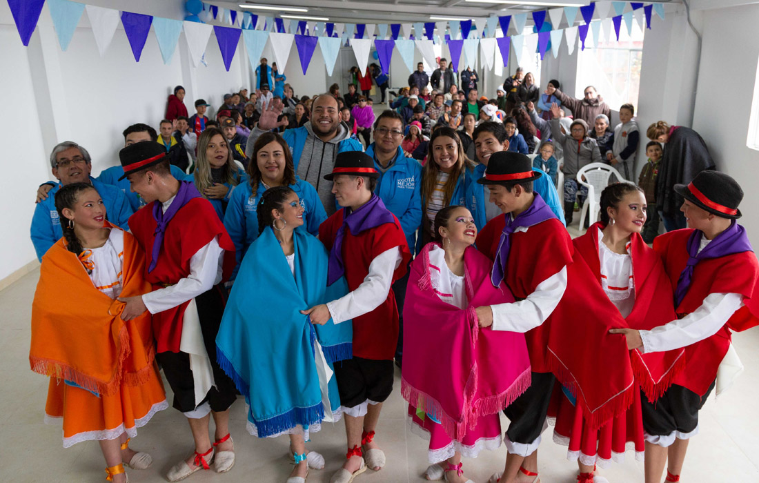 Barrio Ciudad Londres en San Cristóbal disfruta nuevo salón comunal