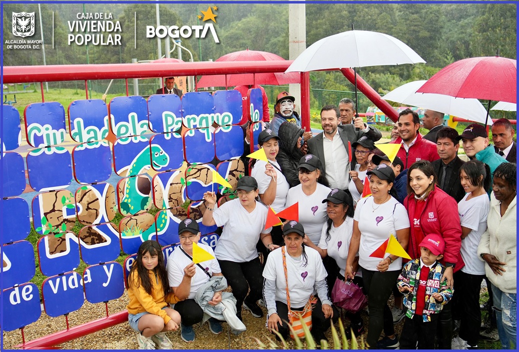 El evento contó con la visita del alcalde mayor, Carlos Fernando Galán, quien felicitó a la comunidad por el amor al cuidado del ecosistema y el respaldo que de ahora en adelante tendrán los ecobarrios. La Secretaria de Hábitat, Vanessa Velasco, afirmó que la obra es de y para la comunidad, y reiteró el compromiso que las instituciones distritales tienen con los habitantes de cada localidad. 