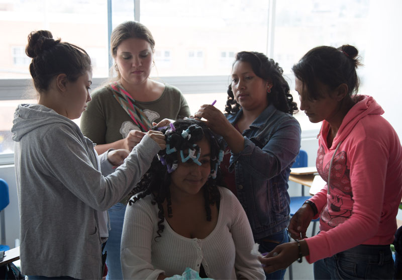 Así avanzan las clases en el programa ‘Manos Productivas’